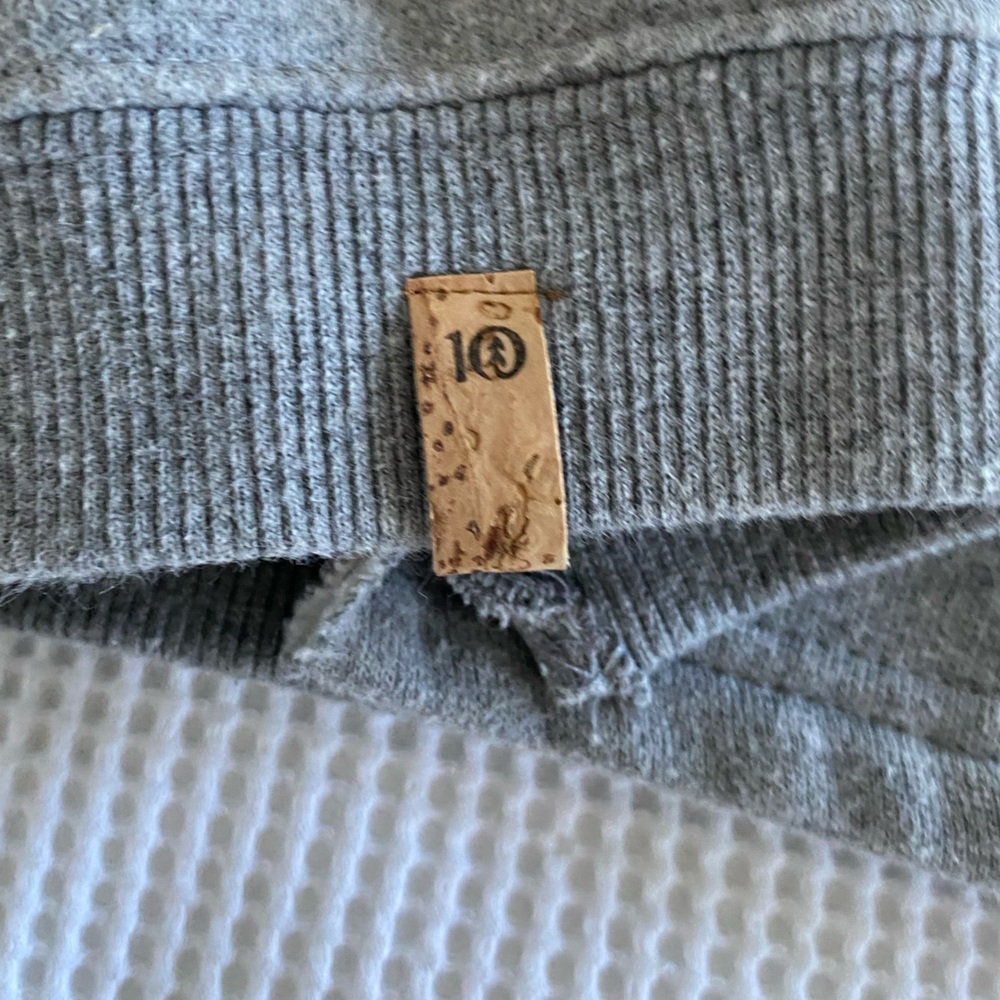 10 Tree Gray Sweatshirt Dress/Tunic. Size Medium. - Picture 6 of 9